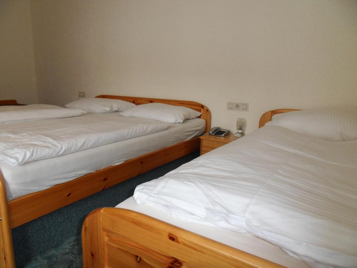 Hotel Gruener Baum Bretzenheim Zewnętrze zdjęcie