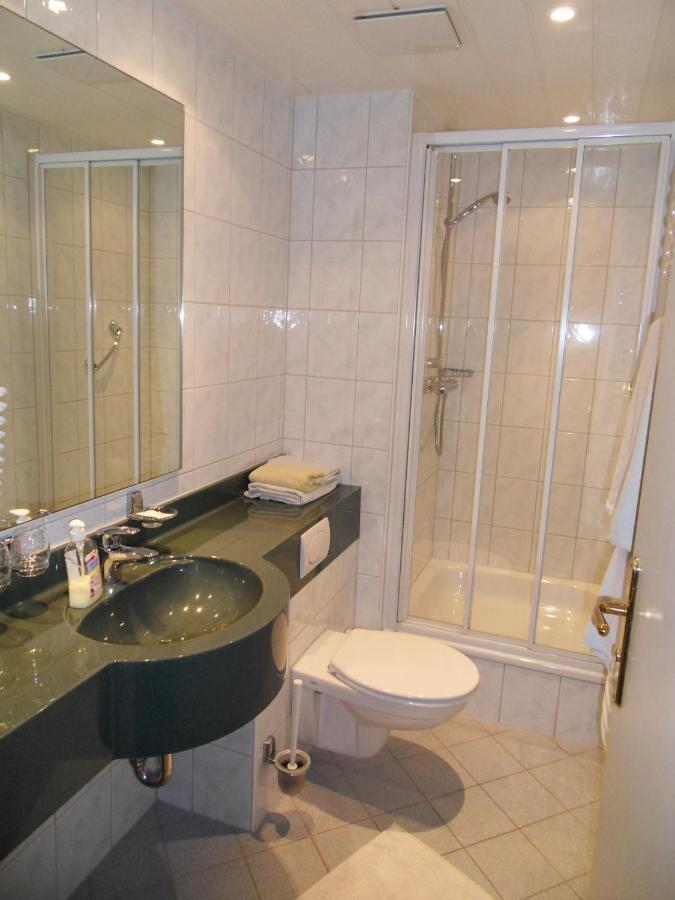 Hotel Gruener Baum Bretzenheim Zewnętrze zdjęcie
