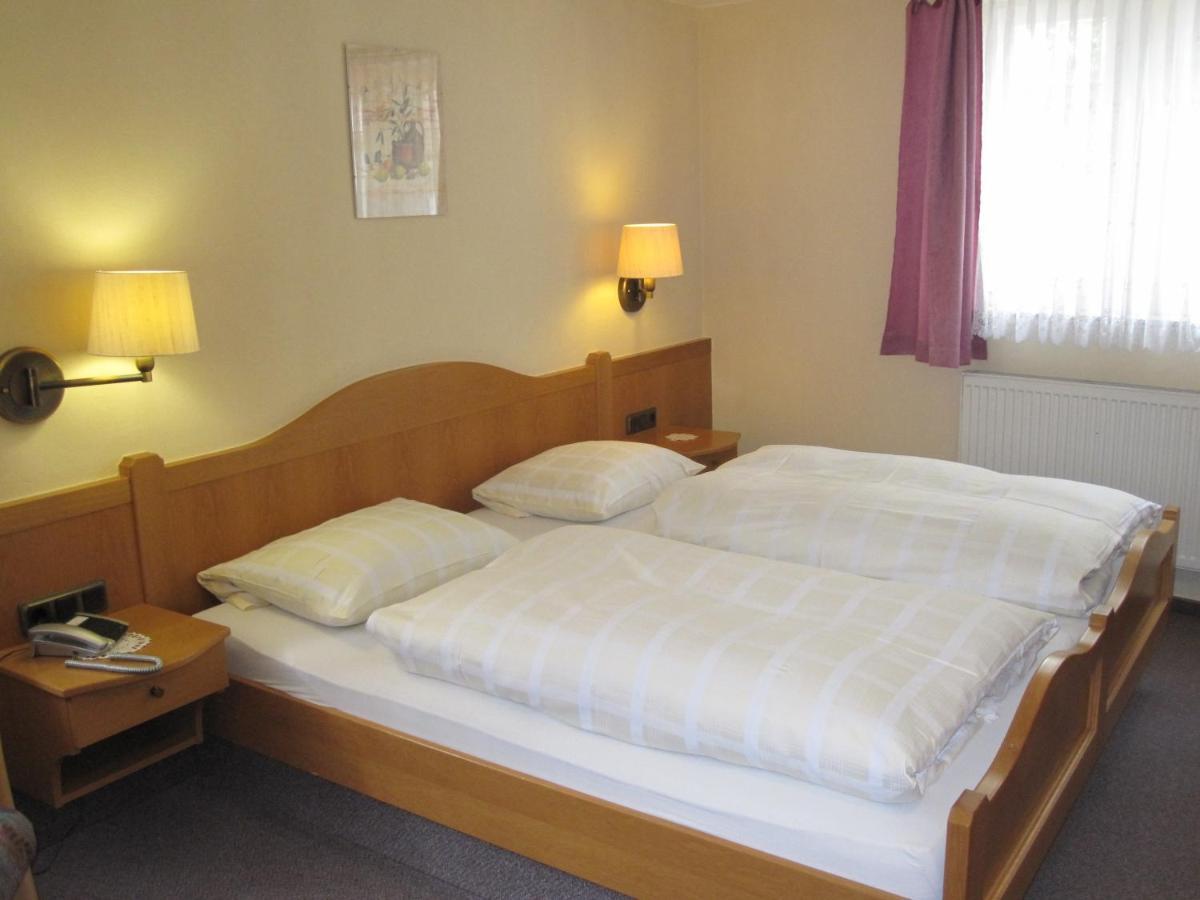 Hotel Gruener Baum Bretzenheim Zewnętrze zdjęcie
